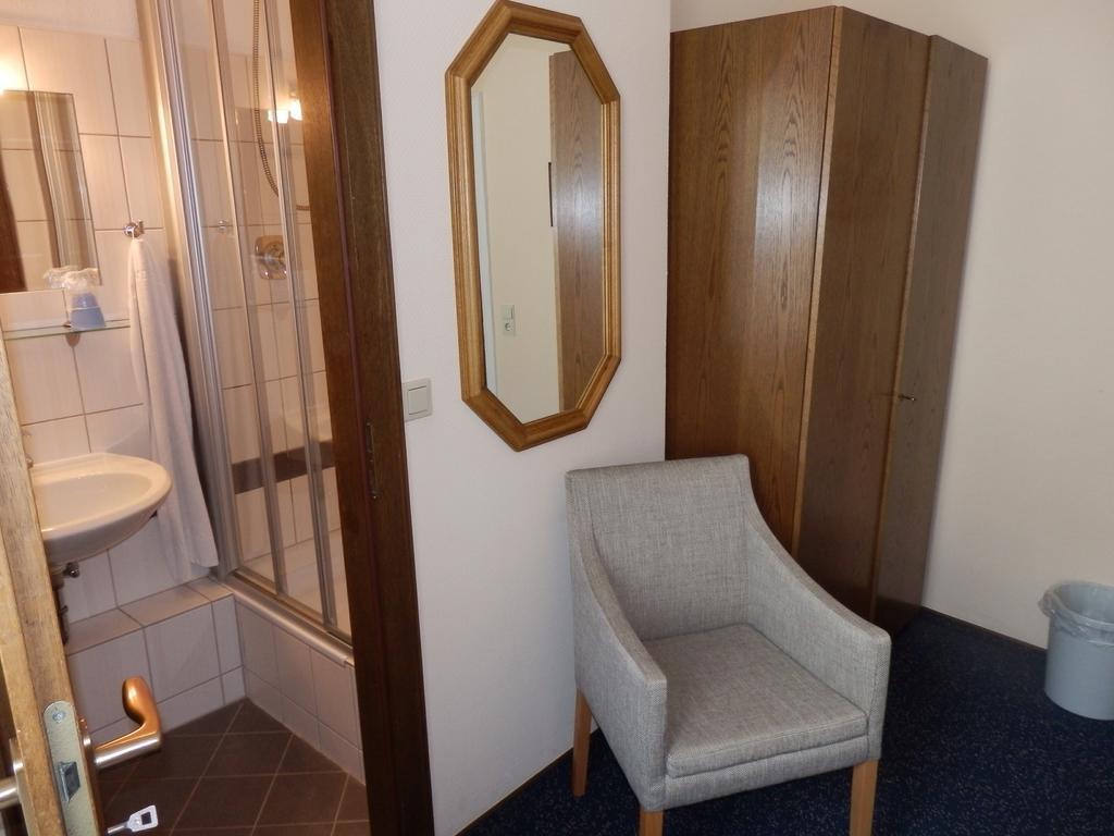Hotel Rheinischer Hof 바트브라이치흐 객실 사진