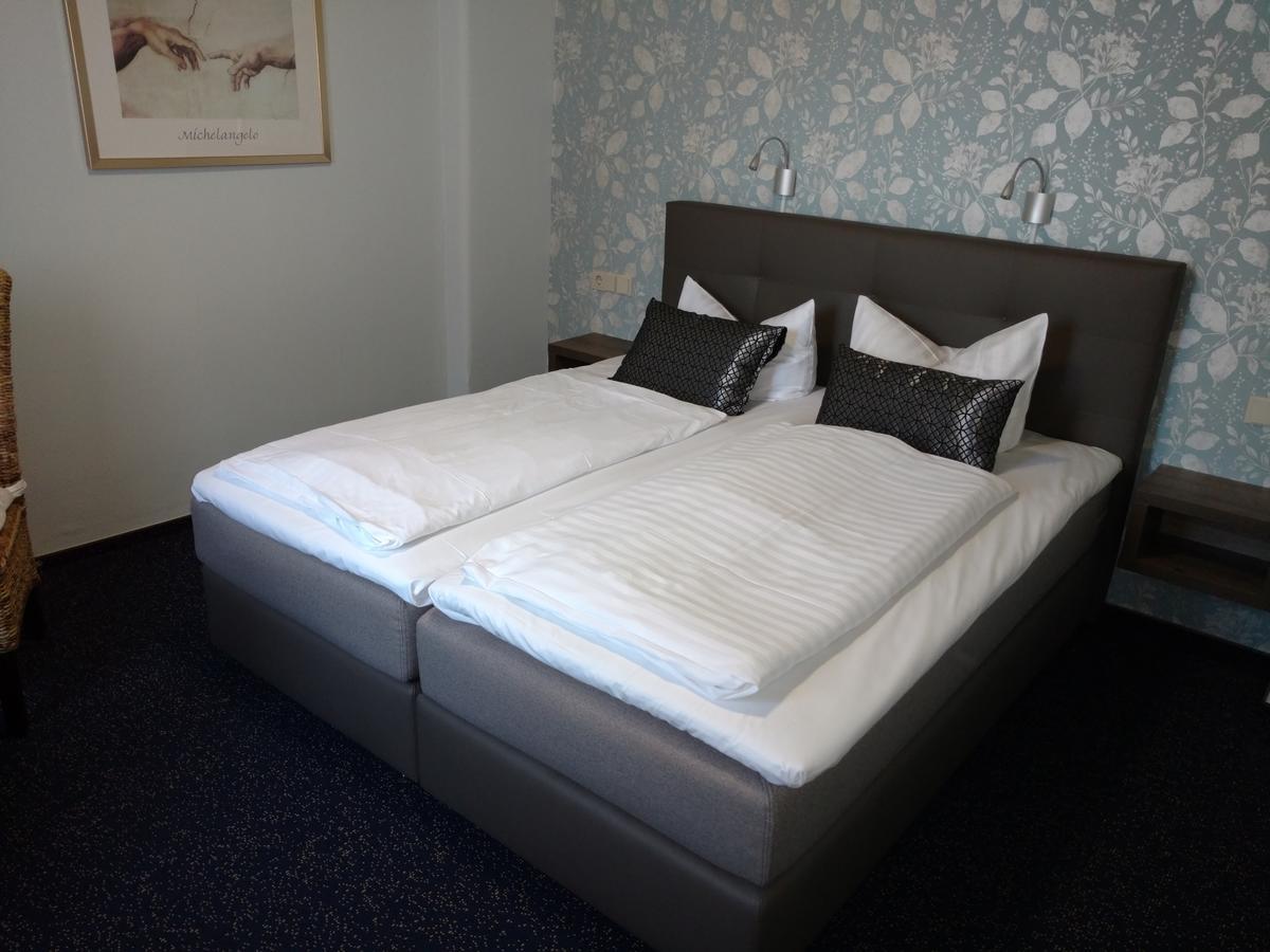 Hotel Rheinischer Hof 바트브라이치흐 외부 사진